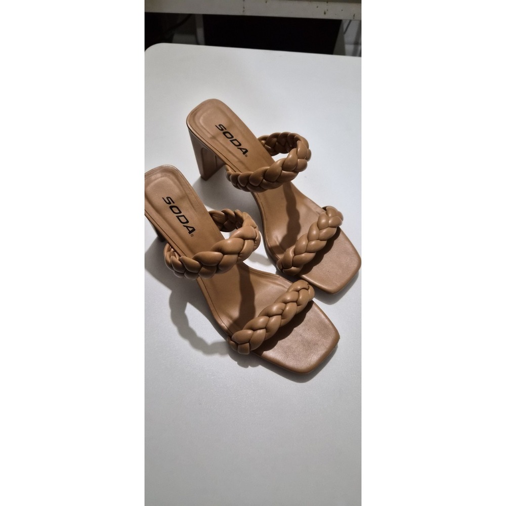8.5 Tan Stylish Heels‎ - SODA